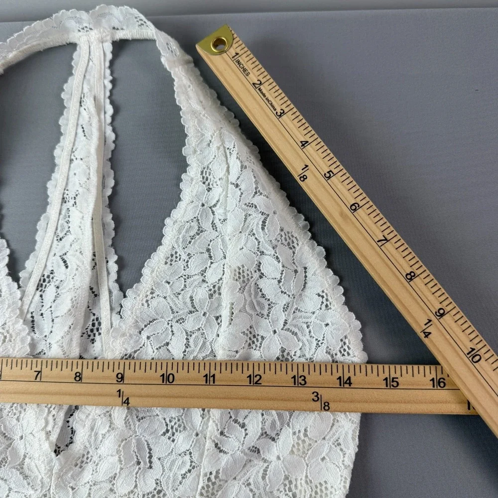 Free People Intimately Lingerie M Avery‎ White Lace bodysuit Racerback Romantic